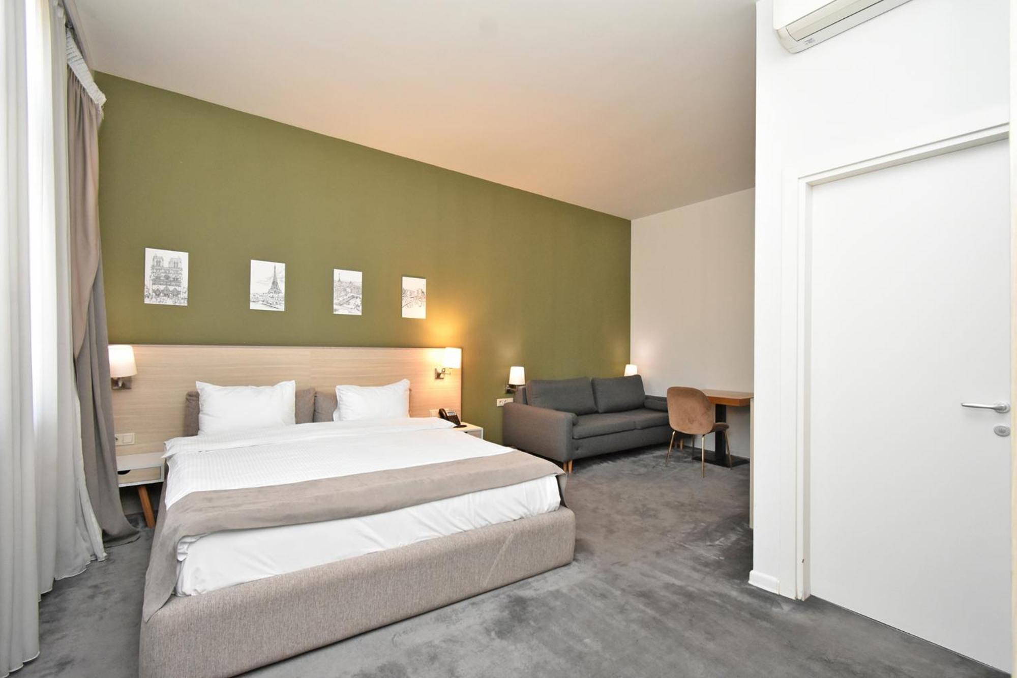 In City Hotel Ереван Экстерьер фото